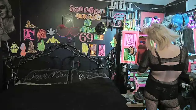 Splash_Queen420 webcam