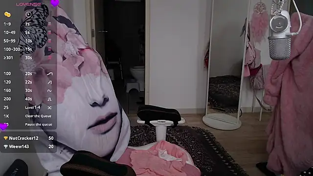 MyAsianWaifu webcam