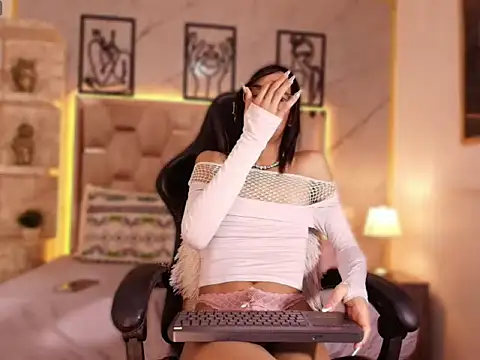 Julietta_Foxx webcam