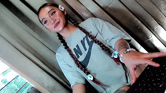 Jessicasfantasy webcam