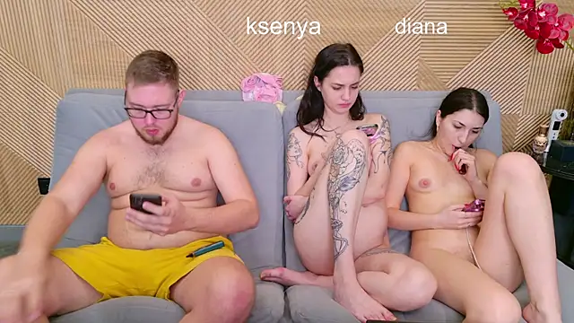 Ksenny live sex cam