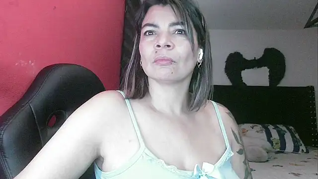 charlotedoll live sex cam