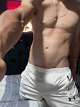 goldennights30 - GoldenNights30's free webcam - UK Sex Cams