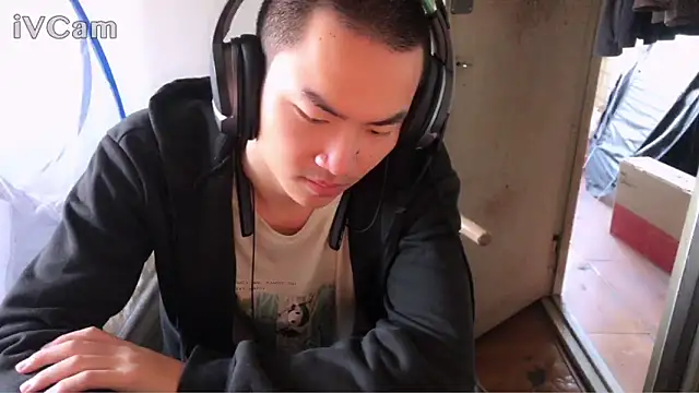 dyjdddttj live sex cam