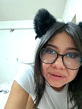 nanybb24 (F young) - Juguetes y trajes