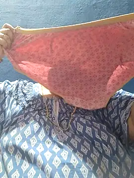 tamilthanushri (F milf) - Ass  flash