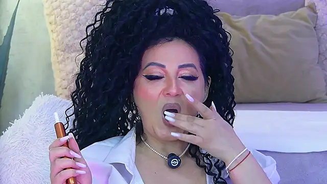 anissia_teaser webcam