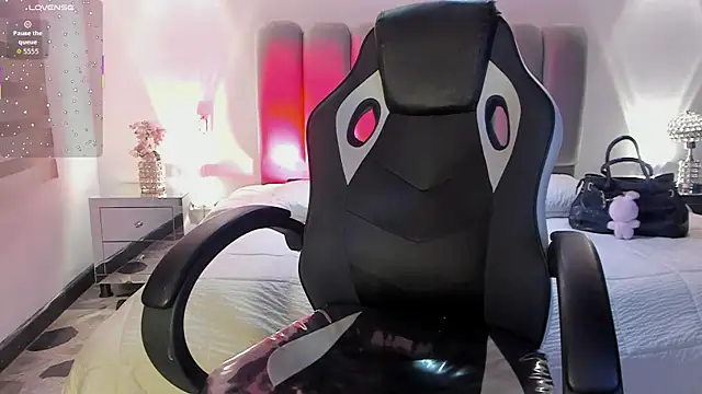 allicemackenzie webcam