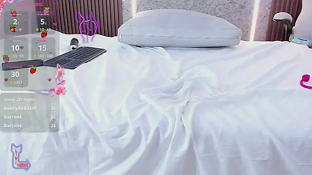 charlotte_howard webcam