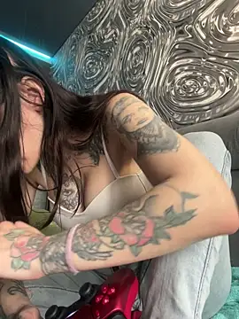 Maiden_Of_Pain webcam