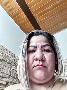 Dalessa_Bigtits webcam