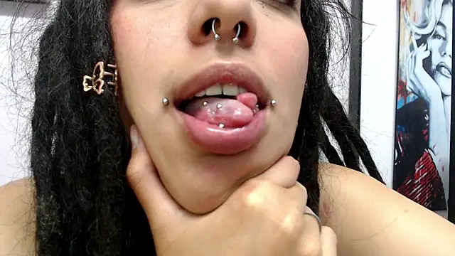 ORIANNA_BODMOD webcam