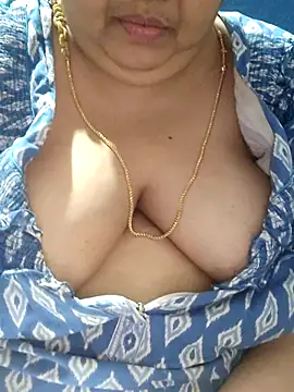 Live webcam of tamilthanushri