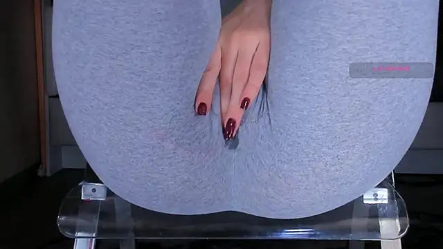 Cameltoe_squirt_inPants webcam