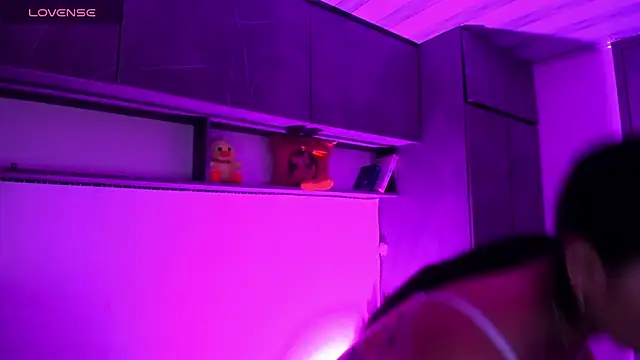 vickylatina_ - Vickylatina_'s free webcam