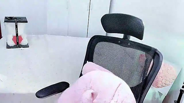 Annnnqi-77 live sex cam