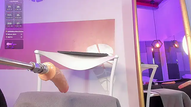 BritannyClaire webcam