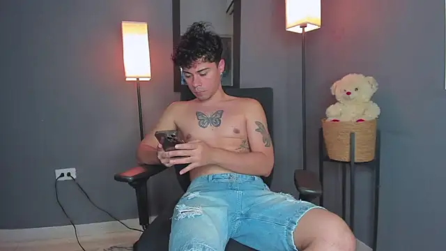 Soft_Temptationxx webcam