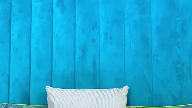 AnyaHappiness webcam