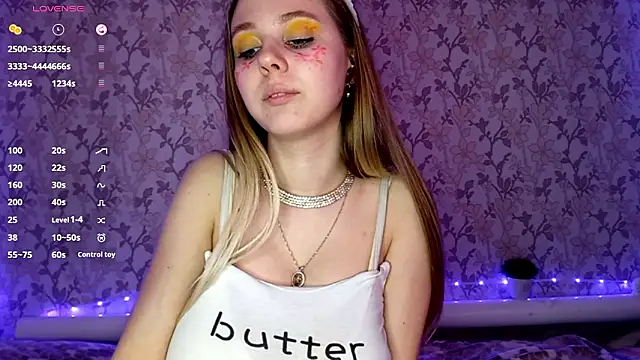 VictoriaDeese webcam