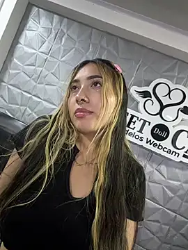 ManuelaVeeleez webcam