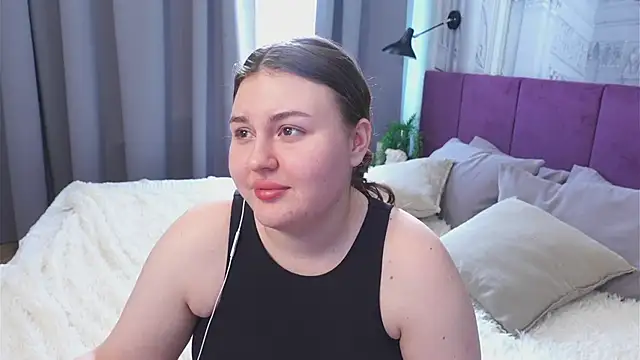 Mia_Pearl webcam
