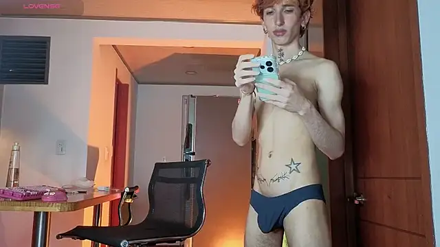 Nathan_twink webcam
