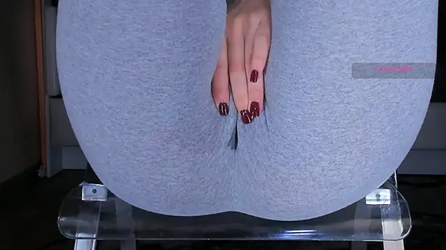 Cameltoe_squirt_inPants webcam