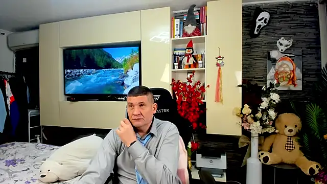 SpartacusDaddy48 webcam