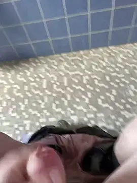 dadbody31 - Dadbody31's free webcam - UK Sex Cams