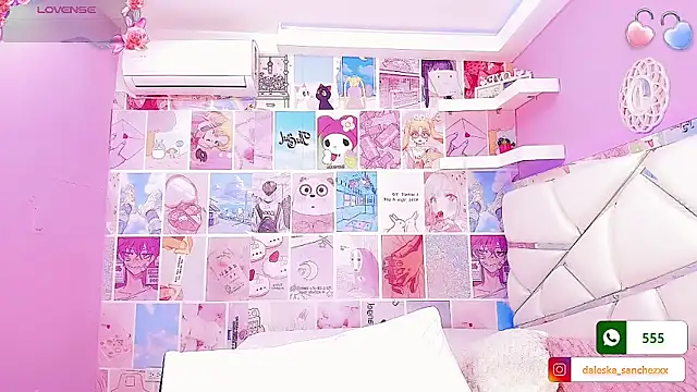 Live sex cam of DaleskaSanchez