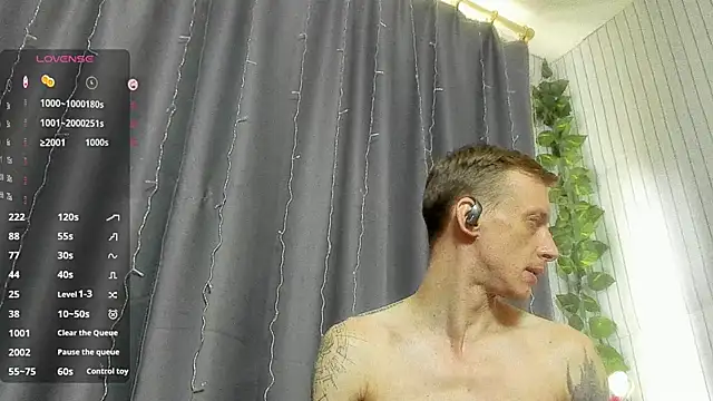 James2Inked webcam