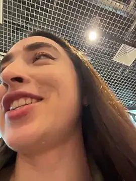 dirty chat Holly Play