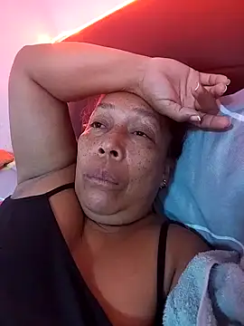 Ruby-Hot-Milf webcam