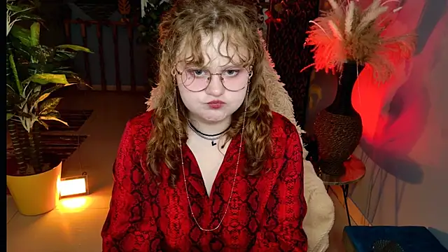 SaraSweetness webcam