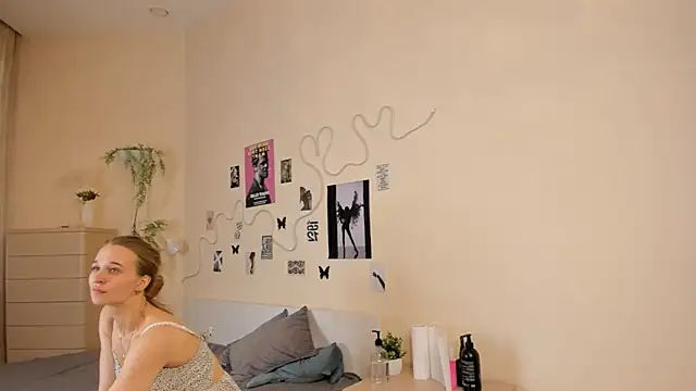 Velour_Switch webcam