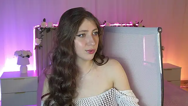 mary_miiller - Mary_Miiller's free webcam - UK Sex Cams