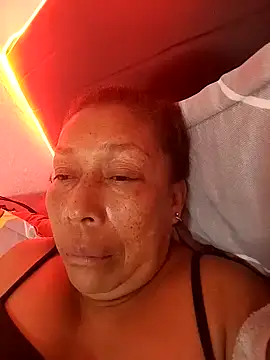 Ruby-Hot-Milf webcam