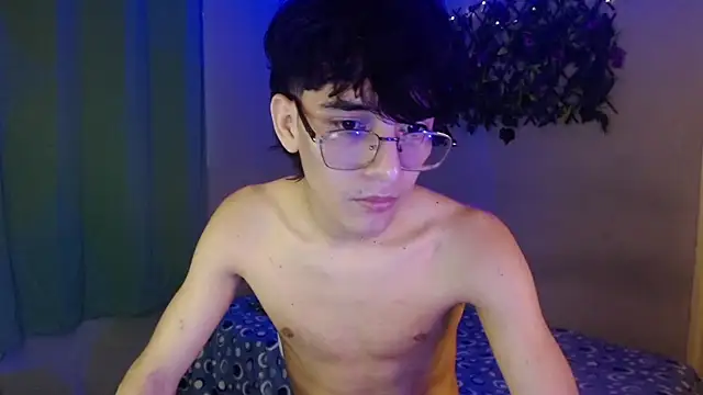 noah_millerx webcam