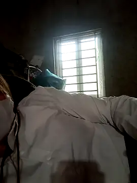 nat-tri - Nat-tri's free webcam - UK Sex Cams