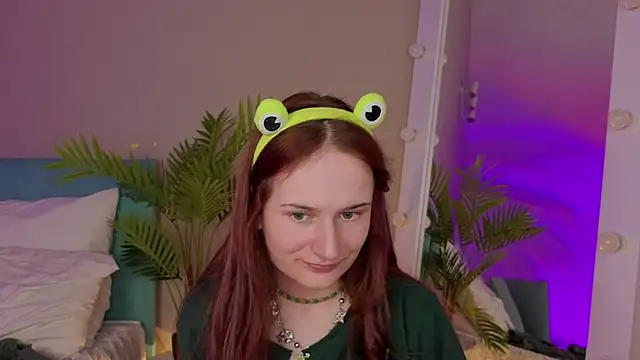 l1ittle_kitty_ - L1ittle_kitty_'s free webcam - UK Sex Cams