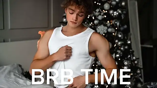 ChaseMuscular webcam