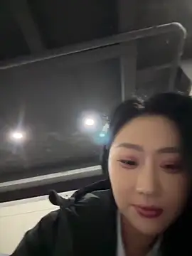 美女so-linger在线直播