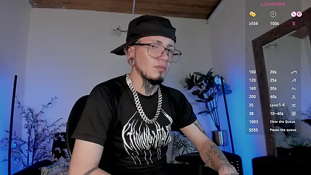 tyler_jones_ live sex cam