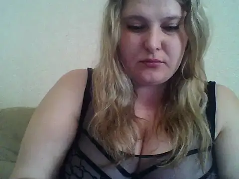 parismimi - ParisMimi's free webcam - UK Sex Cams