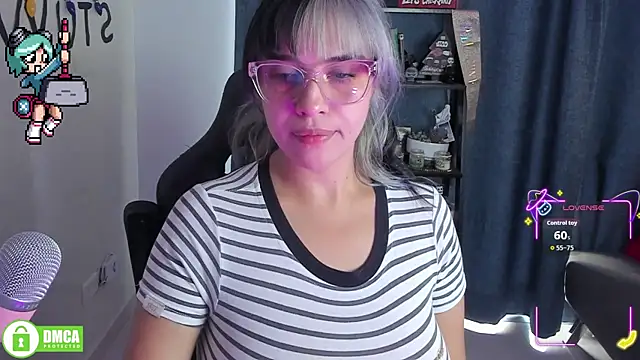 Roxy_clark live sex cam