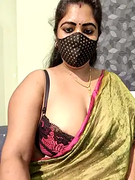 Webcam Model (Poly_bhabi)  is live.Free join now!