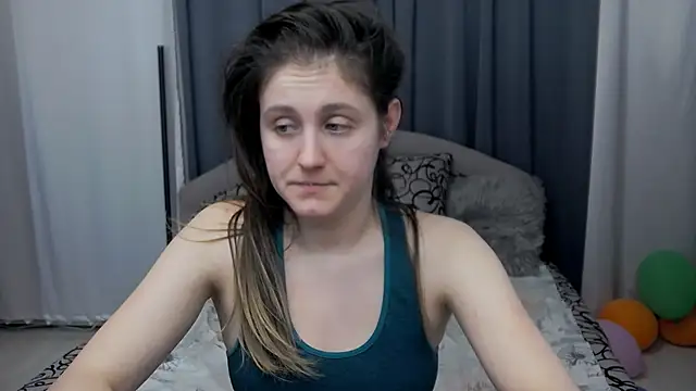 Holliy_Cooper webcam