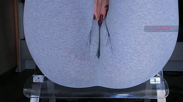 Cameltoe_squirt_inPants webcam