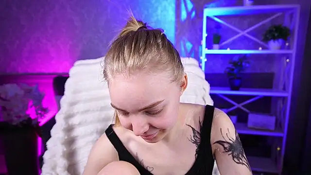 EmilySunshineS webcam